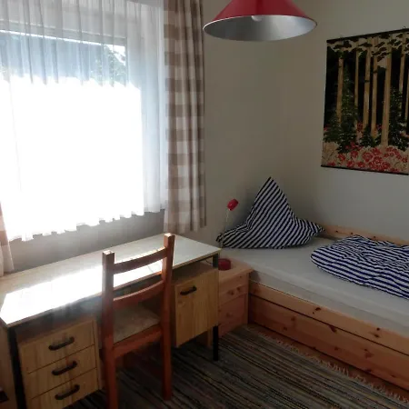 Haus Zimdahl, Links - #8888 *